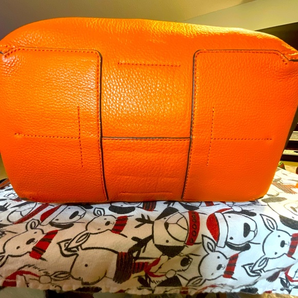 ⚡️ PRICE DROP Rare Tory Burch– genuine satchel canyon orange leather handbag - Picture 9 of 9